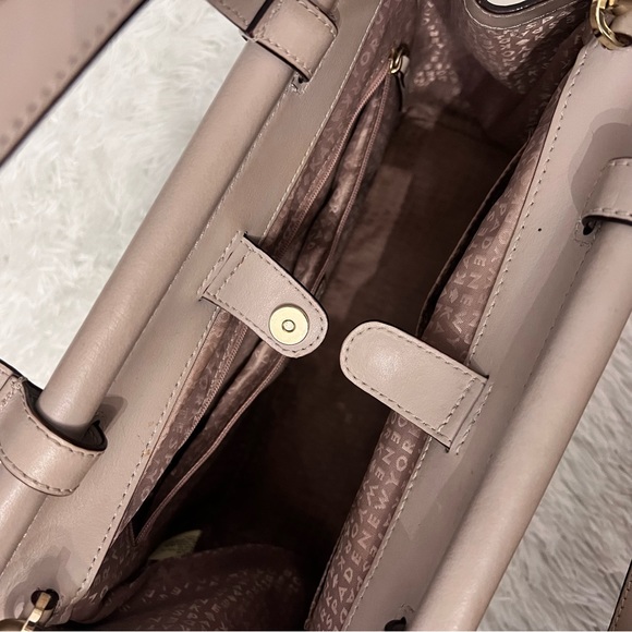 KATE SPADE ♠️ sand medium purse (large enough for a laptop) - Picture 5 of 6